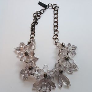 Sparklepop flower bib necklace